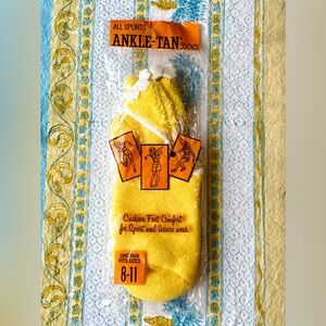 VTG Champion SWANKLETS Socks Yellow Daisy Floral Ankle-Tan Bobby Cushion NIP NEW